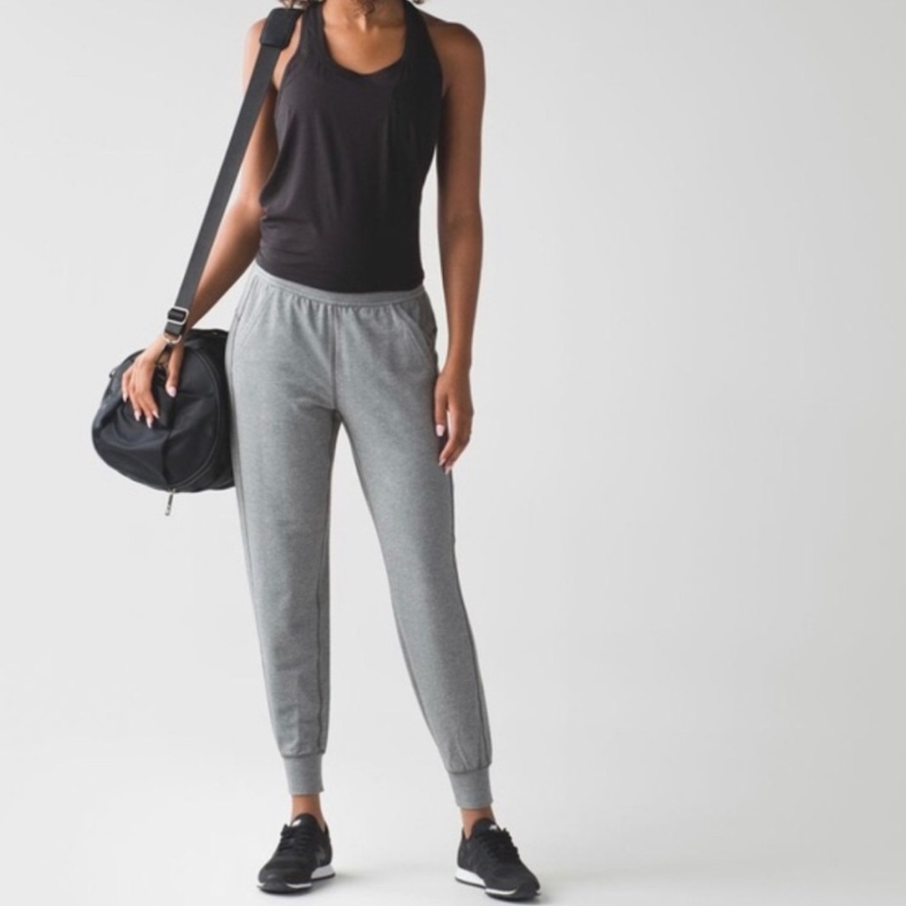 Lululemon Joggers Ceremony Grey Full Length 10 Retired women’s stretch